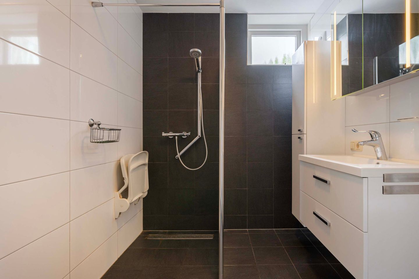 Foto 25 van Joost van den Vondellaan 49