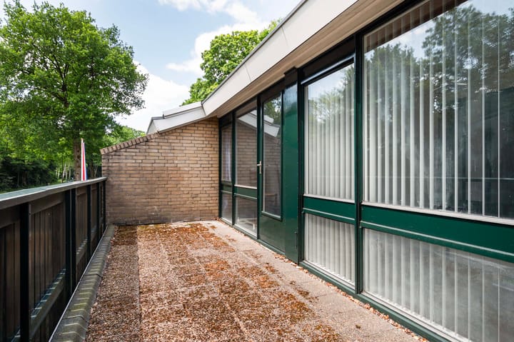 Foto 42 van Joost van den Vondellaan 49