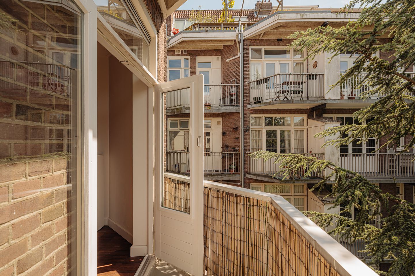 Foto 19 van Kromme Leimuidenstraat 28-2