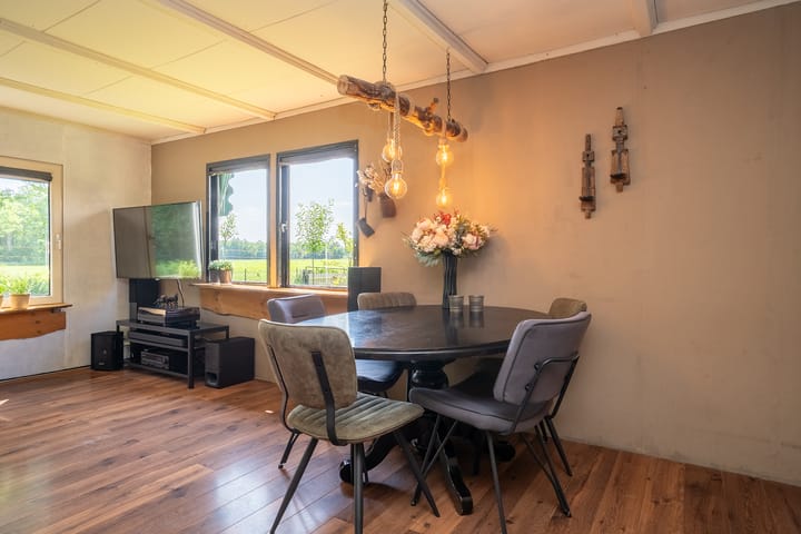 Foto 24 van Usselerveenweg 128-A