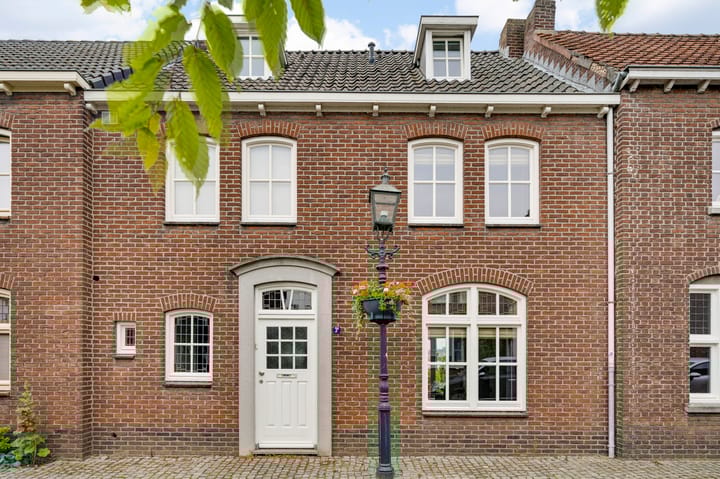 Foto 42 van Maasstraat 3-A