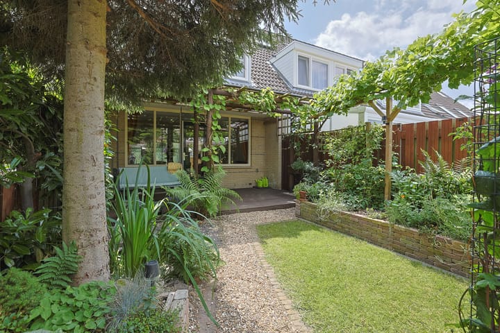 Foto 26 van Truffautstraat 75