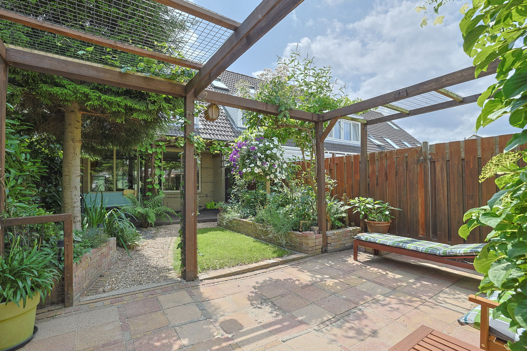 Foto 27 van Truffautstraat 75