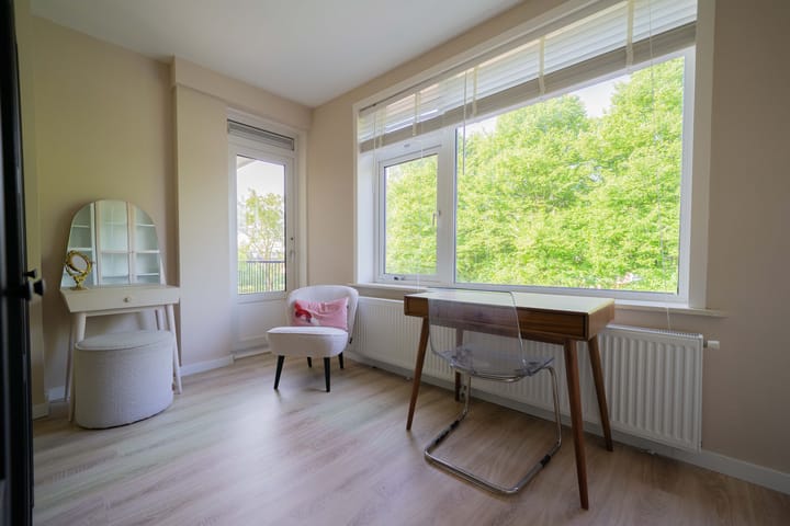 Foto 16 van van der Ploegstraat 4