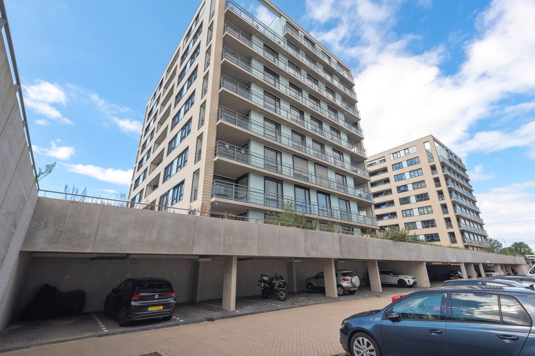 Photo 41 of Galileistate 187