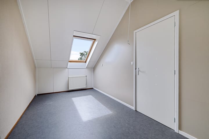 Foto 21 van Reinder Brolsmaplein 16