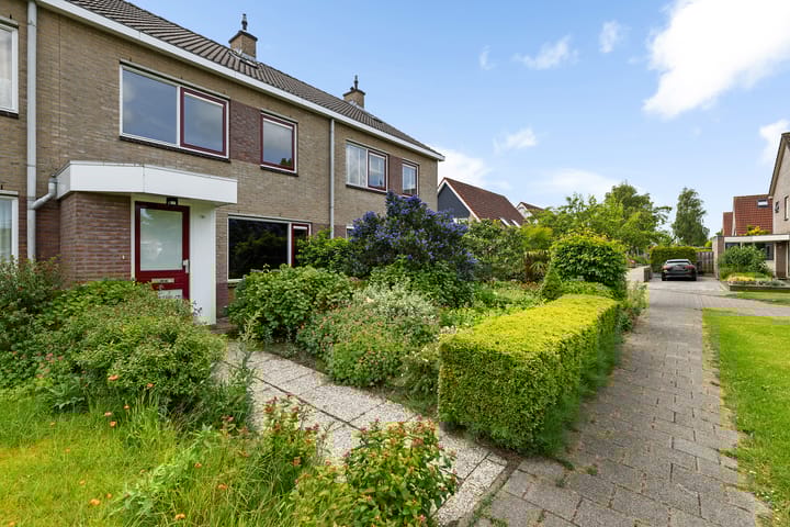 Foto 25 van Reinder Brolsmaplein 16