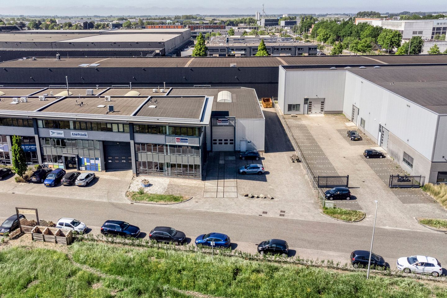 Bekijk foto 5 van Distributieweg 31