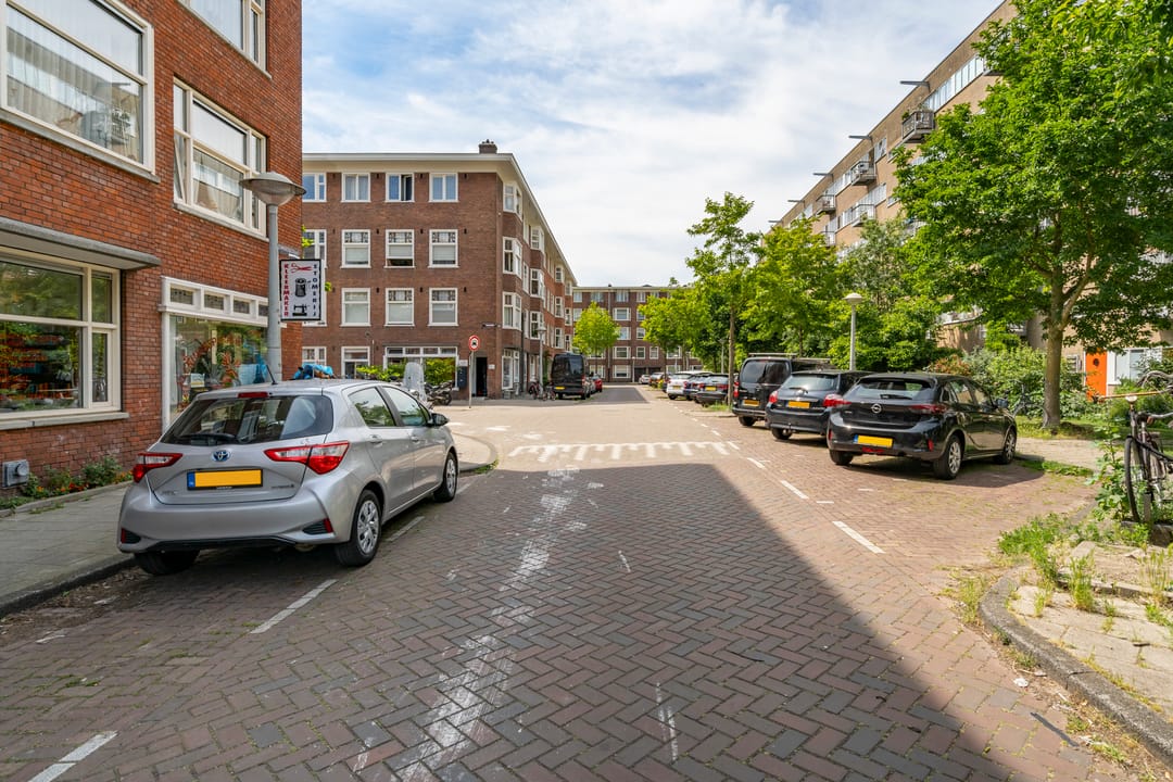 Photo 31 of Zomerdijkstraat 10-2