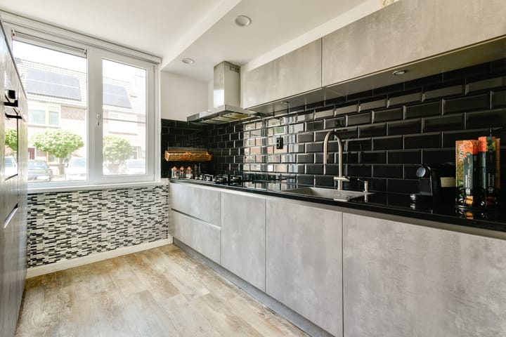 Foto 4 van Marianellastraat 49