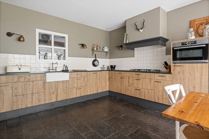 Foto 15 van Moleneindsestraat 2