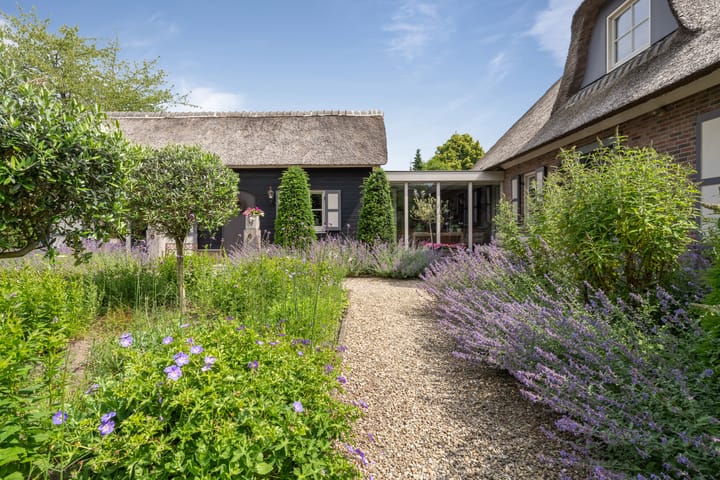 Foto 64 van Moleneindsestraat 2