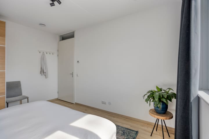 Foto 38 van Largostraat 22