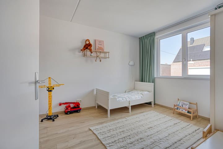 Foto 39 van Largostraat 22