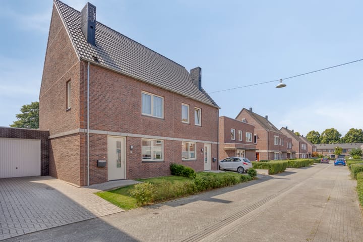 Foto 48 van Largostraat 22