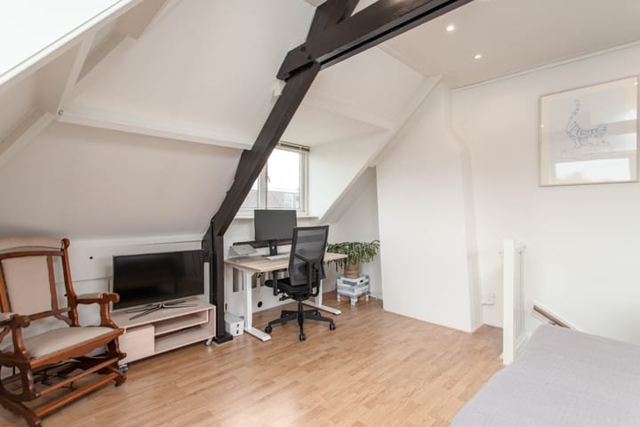 Foto 25 van Jan Luykenstraat 27