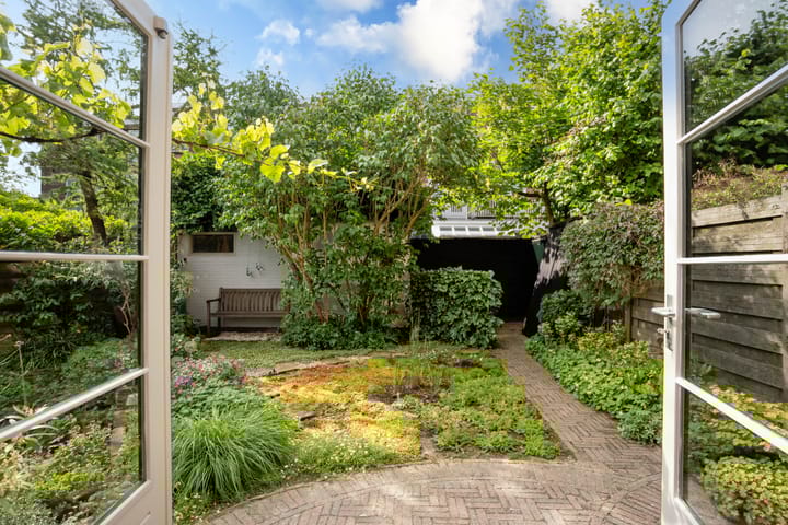 Foto 26 van Jan Luykenstraat 27