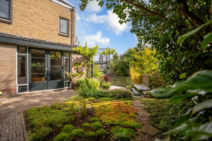 Foto 29 van Jan Luykenstraat 27