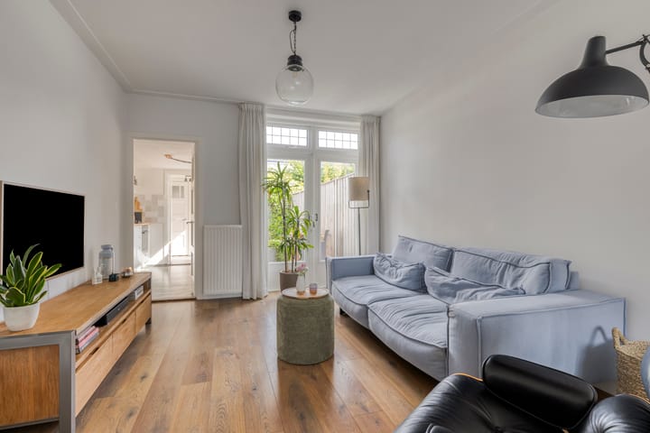 Photo 4 of Pagestraat 21