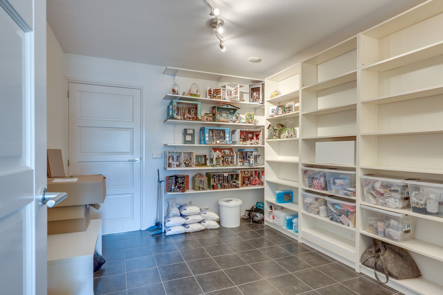 Foto 25 van Visven 55