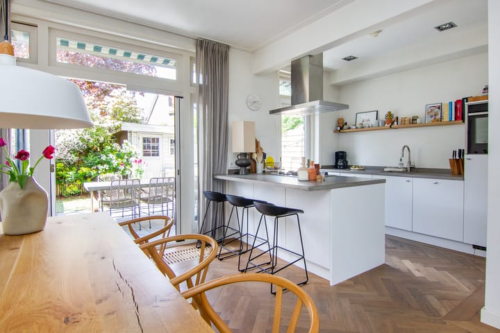 Foto 10 van Marnixstraat 54