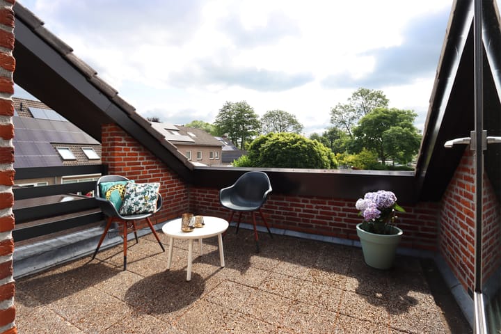 Foto 12 van Hobbemaweg 115