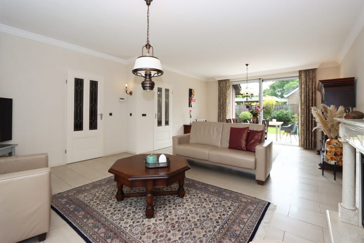 Foto 21 van Hobbemaweg 115