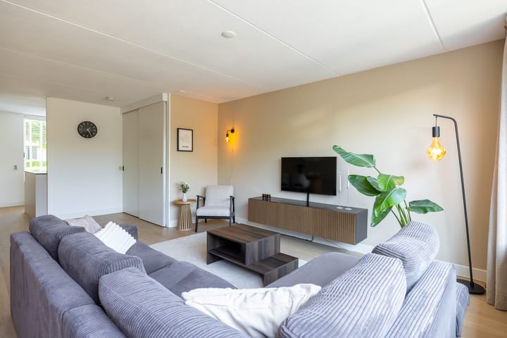 Foto 6 van De Gasperilaan 87