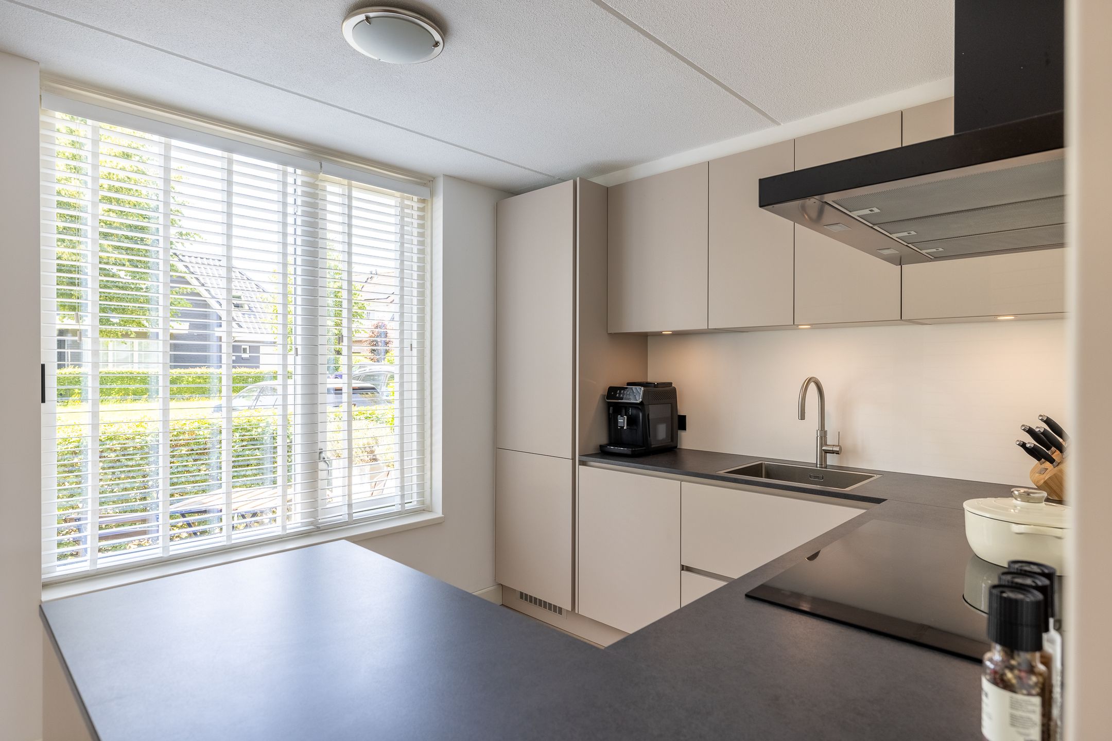 Foto 12 van De Gasperilaan 87