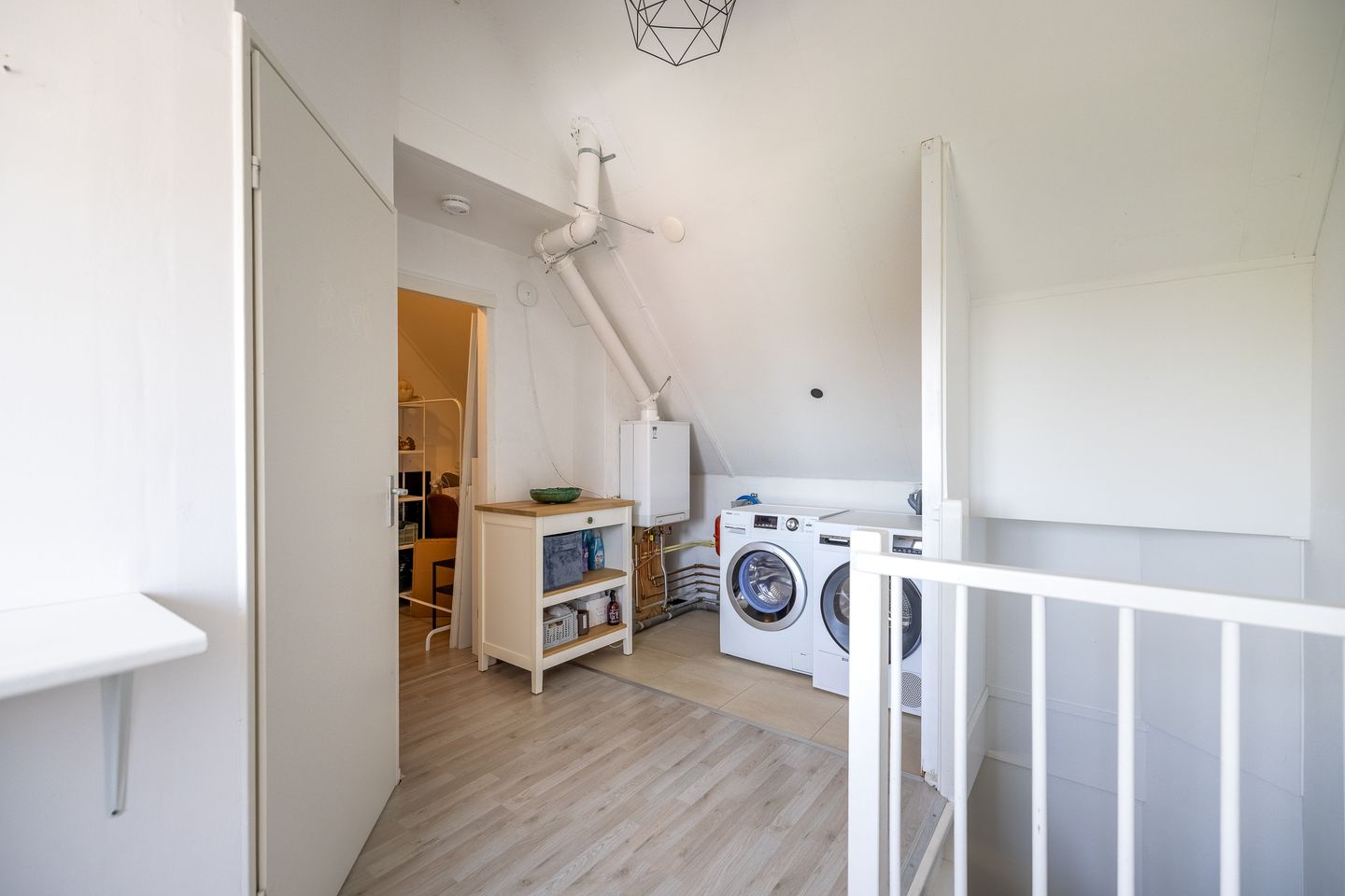 Foto 40 van De Gasperilaan 87