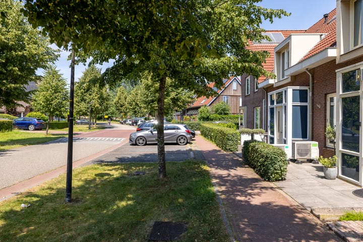 Foto 42 van De Gasperilaan 87