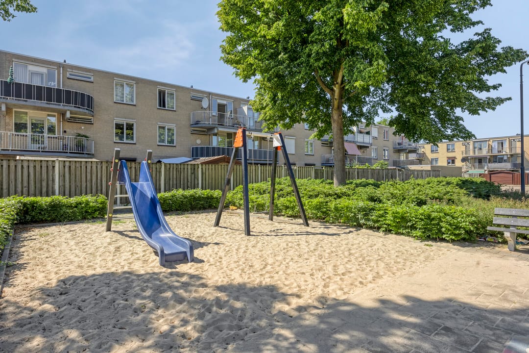 Photo 31 of Mgr. Frenckenstraat 7