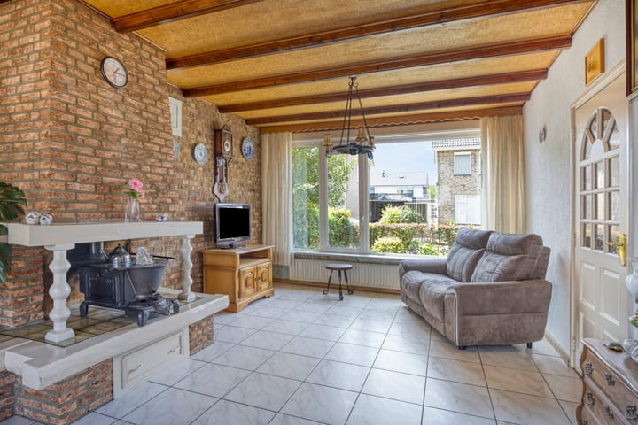 Foto 10 van Oosterdstraat 1