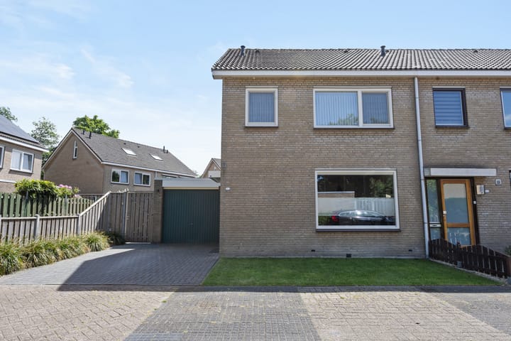 Foto 30 van Puccinistraat 1