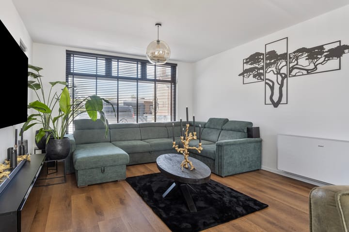 Foto 16 van Van Schendelstraat 19