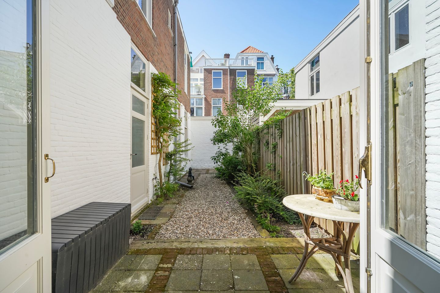 Photo 4 of Obrechtstraat 19