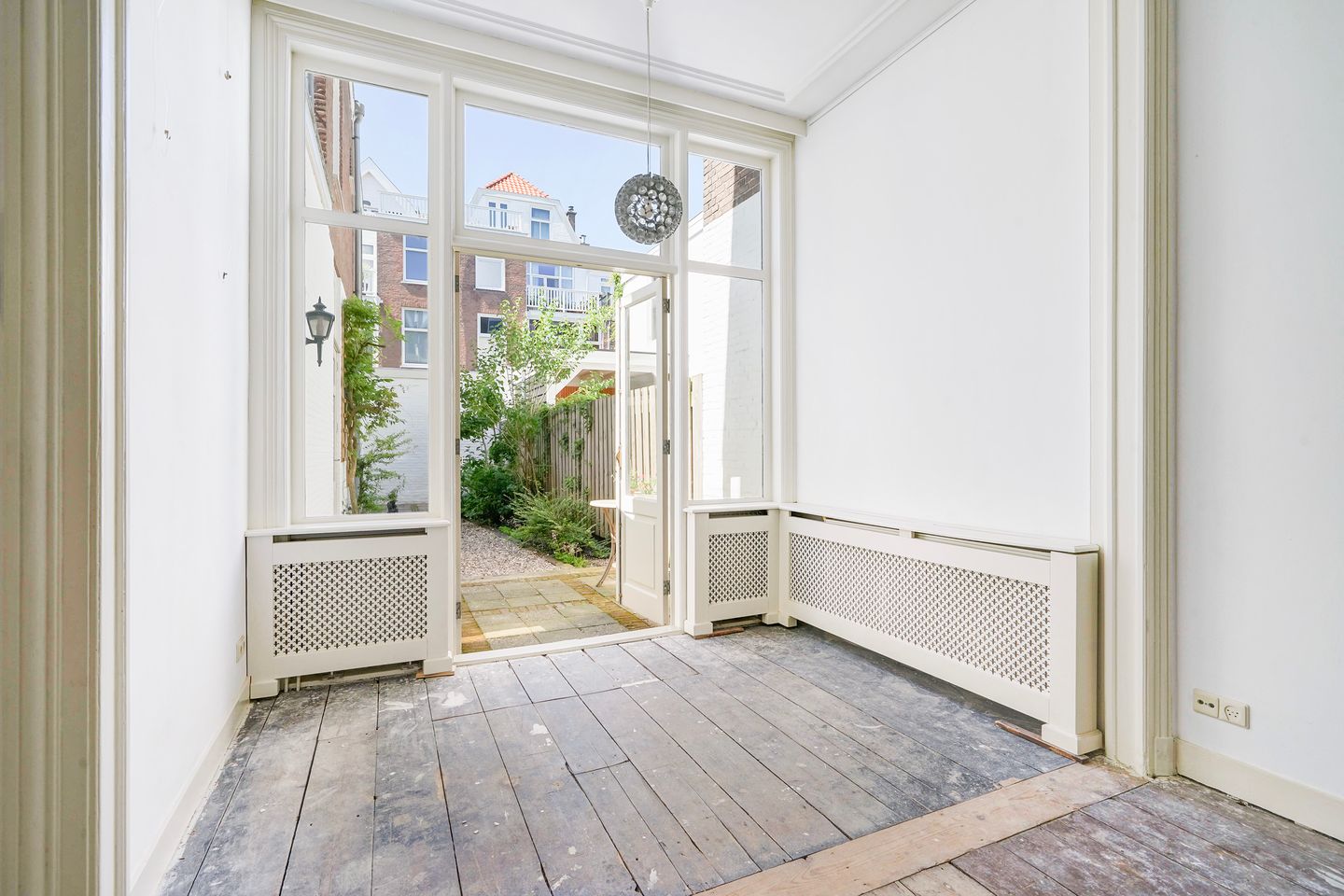 Photo 14 of Obrechtstraat 19