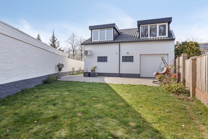 Foto 4 van Van Schendelstraat 19