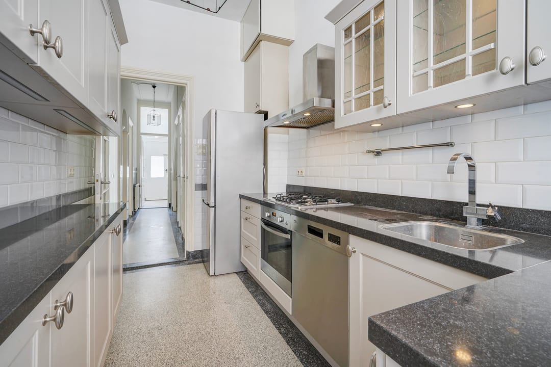 Photo 26 of Obrechtstraat 19