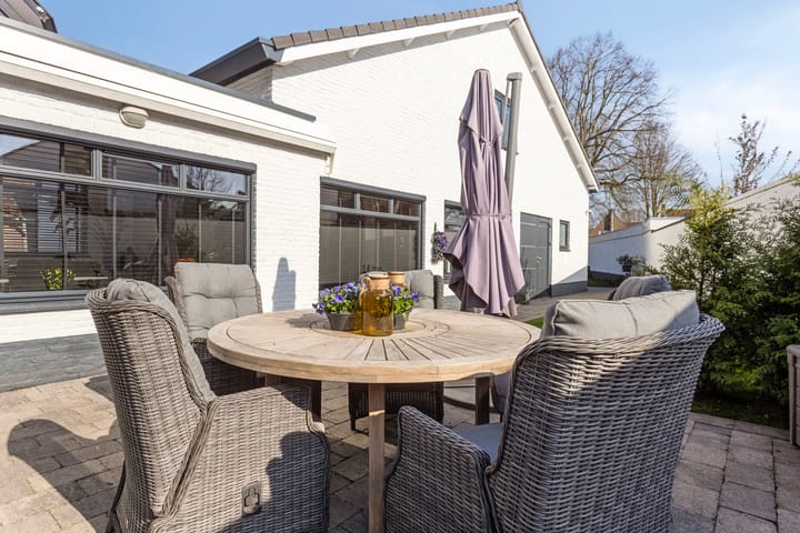 Foto 5 van Van Schendelstraat 19