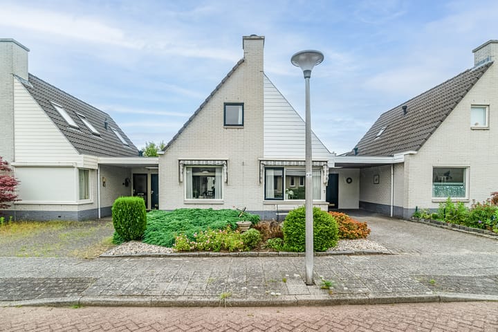 Foto 1 van Venetolaan 7