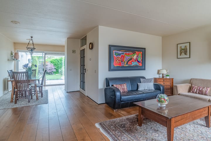 Foto 2 van Venetolaan 7