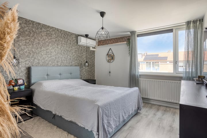 Foto 12 van van Beresteynstraat 12