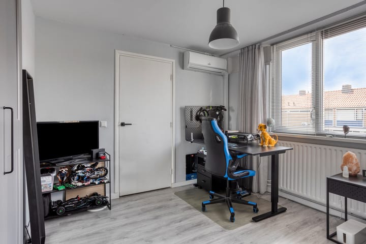 Foto 17 van van Beresteynstraat 12