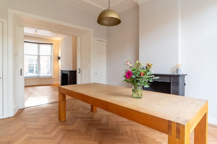 Photo 11 of Anna Paulownastraat 8