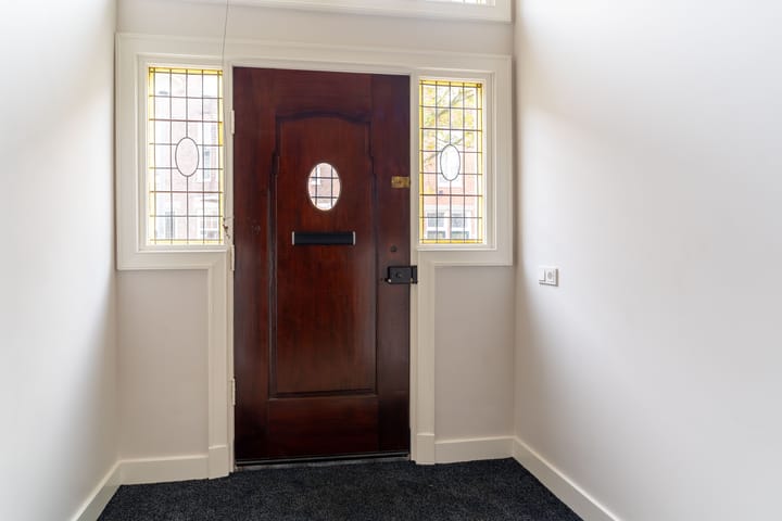 Photo 48 of Anna Paulownastraat 8