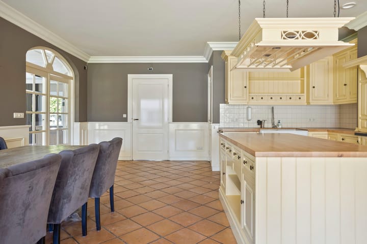 Photo 16 of De Scheifelaar 208