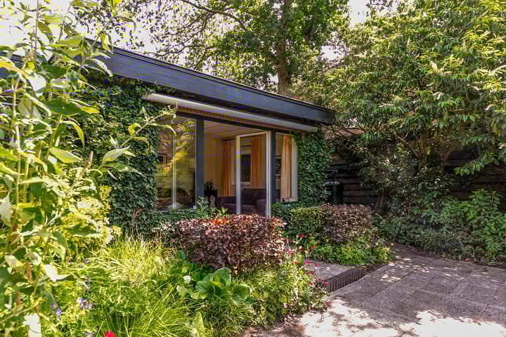 Foto 33 van Veldlaan 14