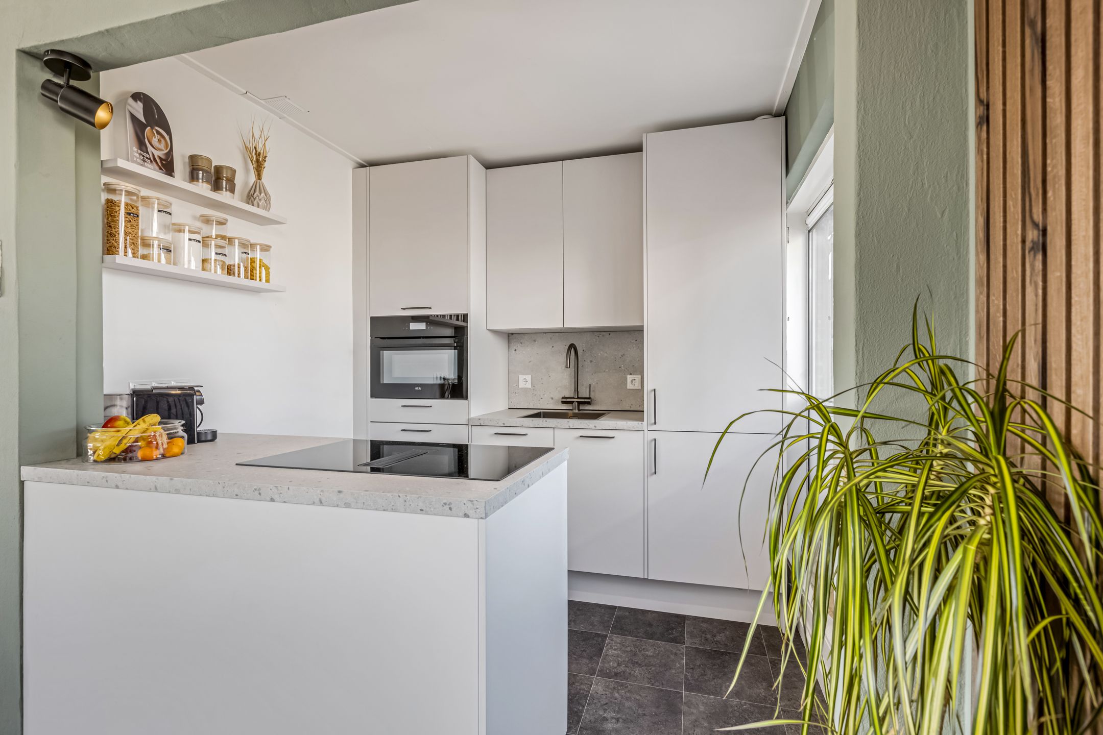 Foto 9 van Rozenplein 64