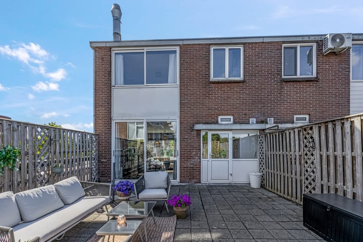 Foto 23 van Rozenplein 64